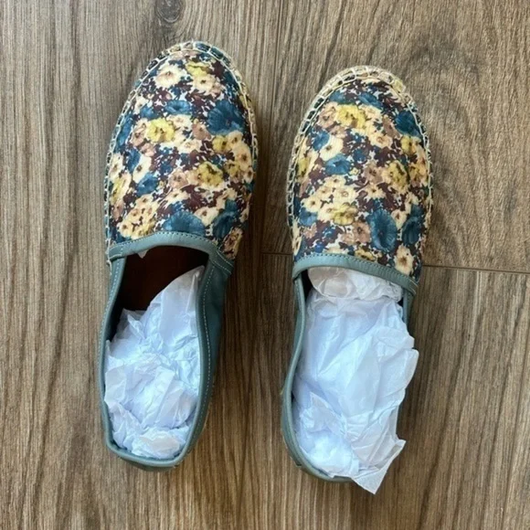 317. Bueno Floral Canvas & Leather Espadrilles | 37 - Picture 1 of 9